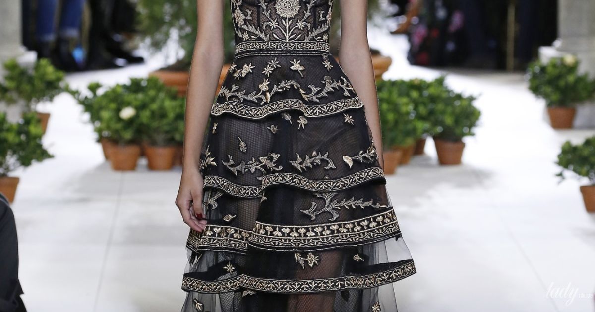 Коллекция Oscar De La Renta прет-а-порте сезона осень-зима 2019-2020 / © East News