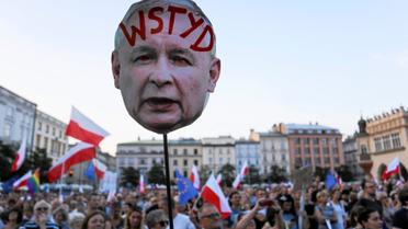 Люди возмущены судебной реформой в стране / © Reuters