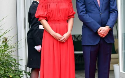 В дорогом платье и босоножках Prada: герцогиня Кембриджская с мужем на приеме в Берлине