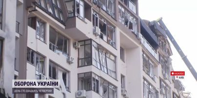 У центрі Києва повністю перекрили квартал: що відбувається біля розбитої ракетами багатоповерхівки