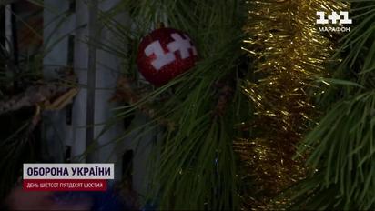 Українців не зламати! Від Оріхіва цілого місця не лишилося, а люди ще й ялинку поставили!
