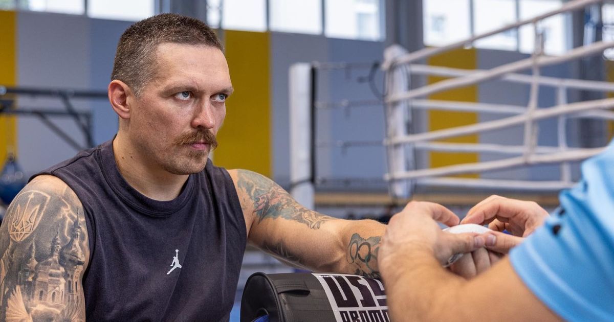 Александр Усик