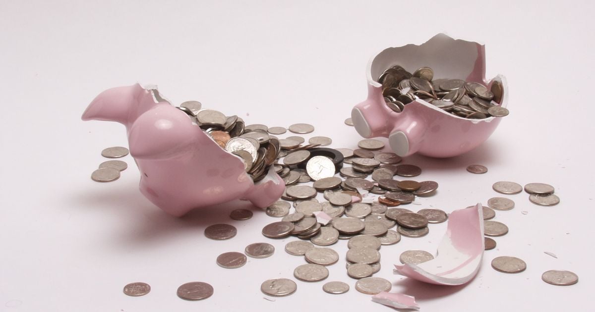 Государство задолжало россиянам 3,466 млрд рублей зарплаты