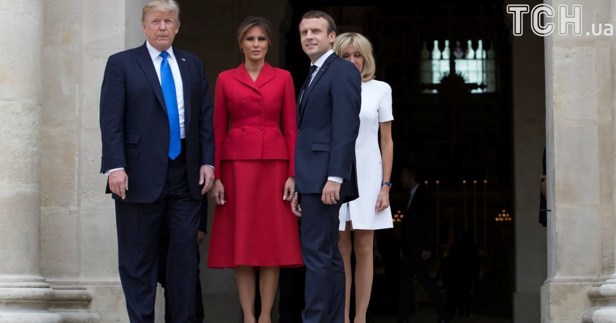 Стрункі ніжки і контрастні сукні: як Трамп і Макрон дружинами хизувалися_13 / © Reuters