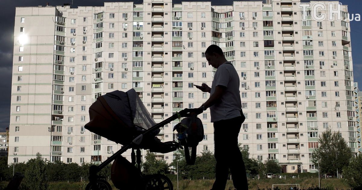 У Києві описали квартиру чоловіка за аліментні борги