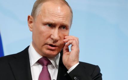 У Путина рассказали подробности его разговора с Порошенко