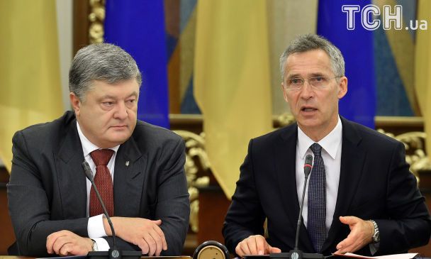 Петро Порошенко та Єнс Столтенберг у Києві / © Reuters