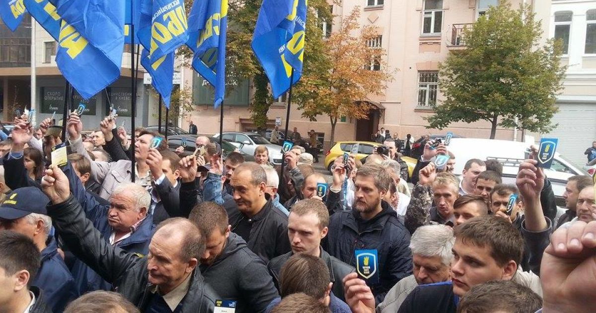 31 августа во время столкновений под парламентом от взрыва гранаты погибли четверо бойцов Нацгвардии
