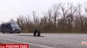На Дніпропетровщині поліція відібрала права у водія за потрапляння у 5-метрову вибоїну на трасі
