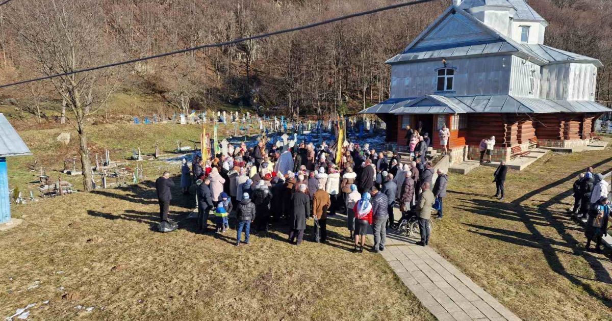На Буковині прихильники УПЦ МП звернулися до США та віцепрезидента Ді Венса