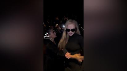 Николь Кидман поссорилась с Сальмой Хайек на светском мероприятии