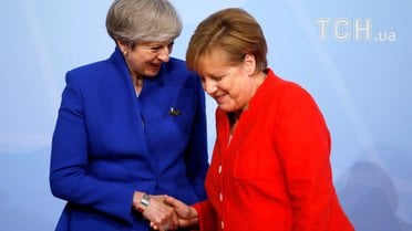 Прем'єр-міністр Британії Тереза Мей та Ангела Меркель / © Reuters