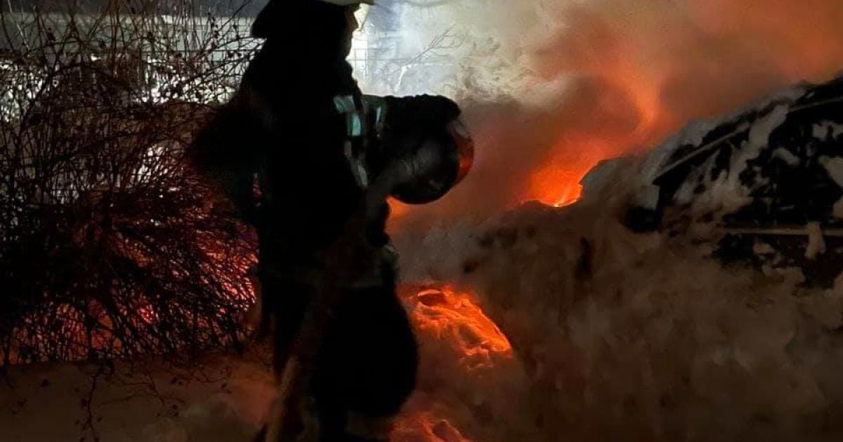 У Києві спалили автівку Влада Антонова / © Управление ГСЧС Киева