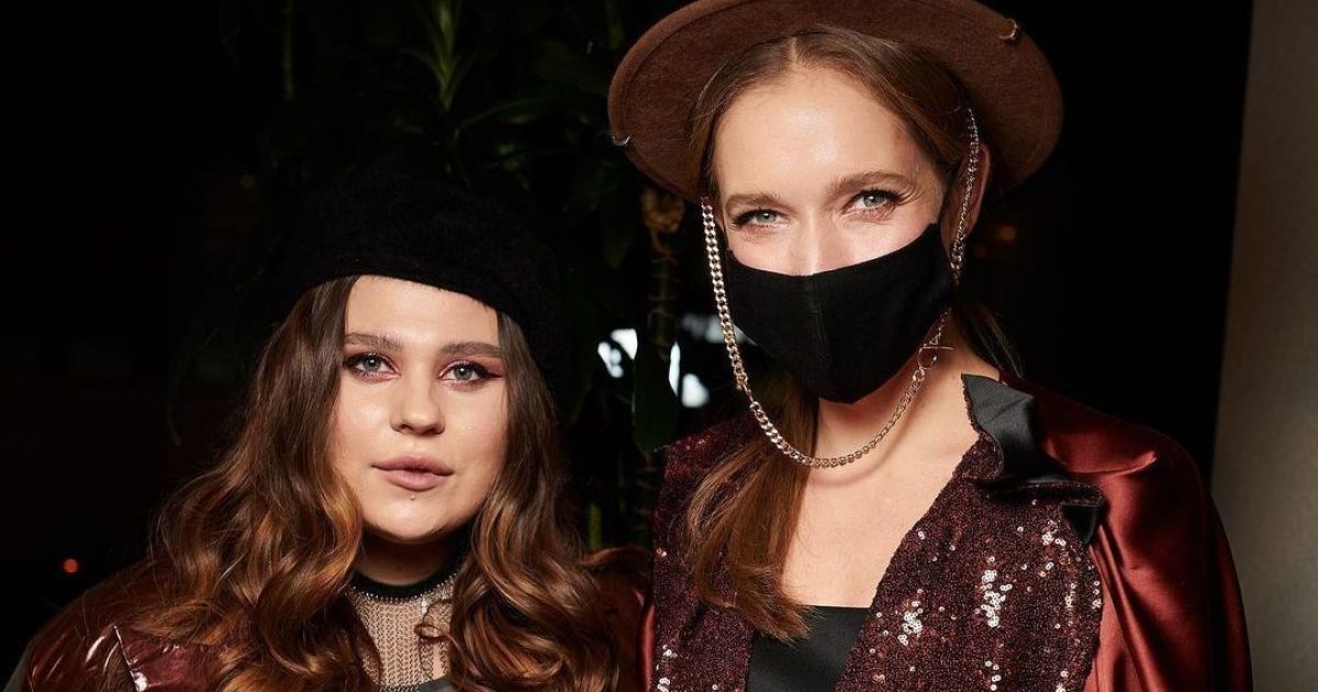 Александра Зарицкая рассекретила, какой дорогой подарок группа KAZKA вручила продюсеру Никитину