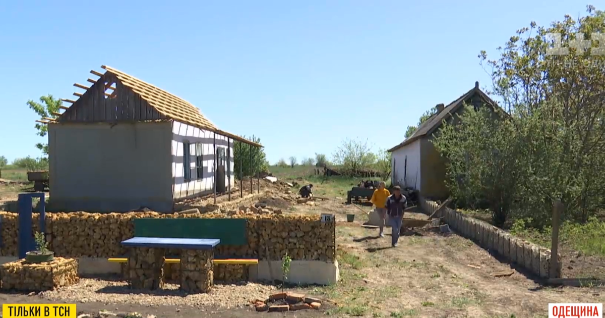 Подтолкнул карантин: предприниматель начал проект строительства экопоселения будущего в Одесской области