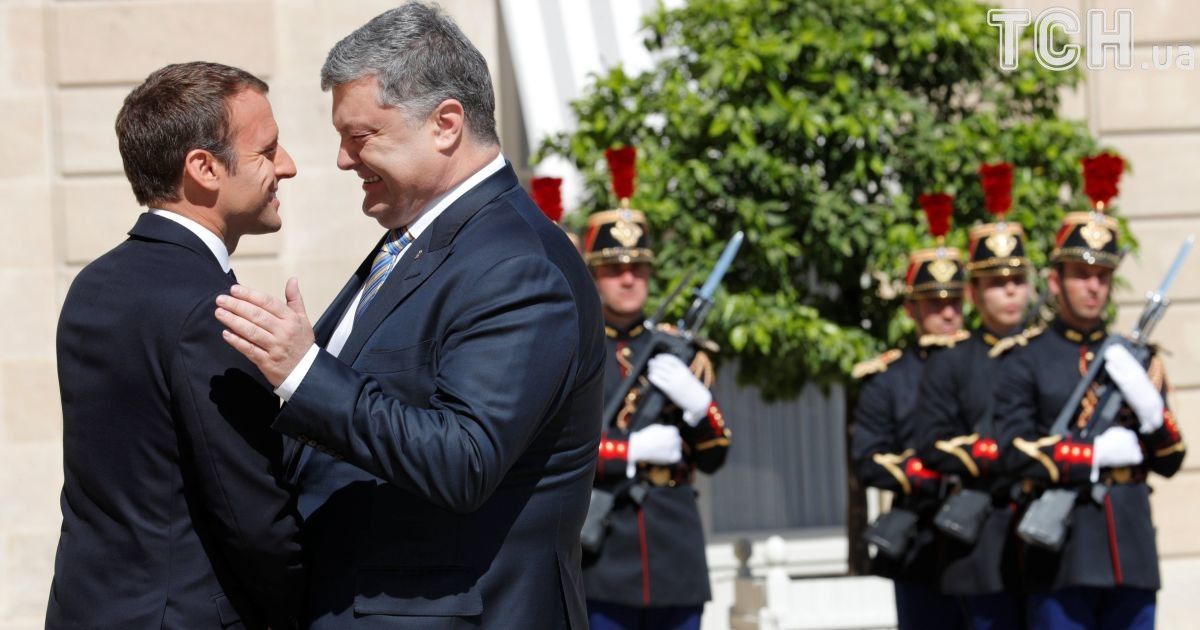 Порошенко під час переговорів "нормандської четвірки" спілкувався англійською