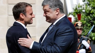 Фото встречи Порошенко и Макрона / © Reuters