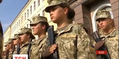 Курсанти Академії сухопутних військ урочисто присягнули на вірність Україні