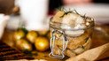Простой и вкусный салат из маринованных грибов