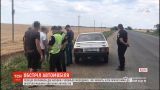 В Одессе задержали молодых людей, которые накануне обстреляли машину местных активистов