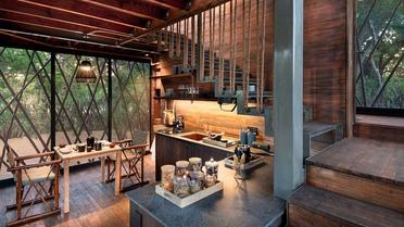 Ngala Private Game Reserve / © designboom.com