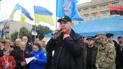 Страсти по палатке: на центральной площади Харькова волонтеры защищаются от коммунальщиков