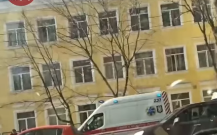 У Києві хлопчик вистрибнув з вікна школи