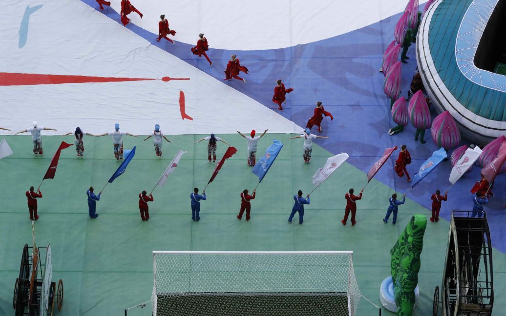 Открытие турнира на пустом стадионе / © Reuters