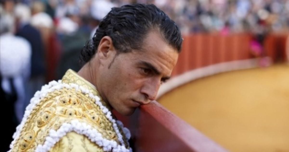 Во Франции во время боя с быком погиб тореадор