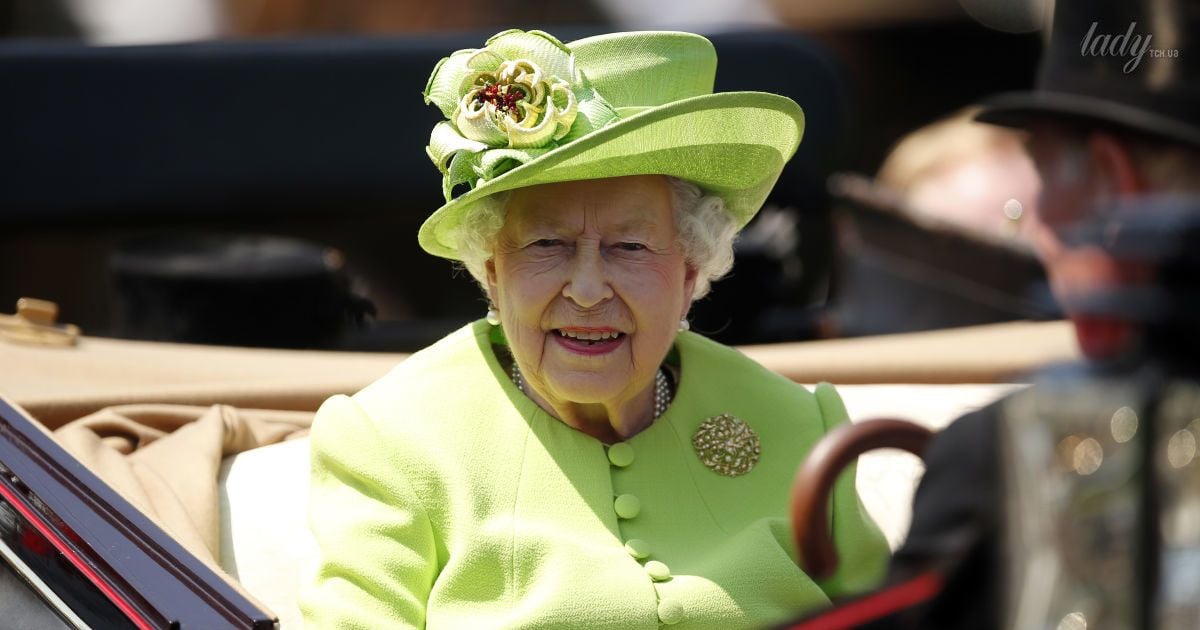 Королева Елизавета II