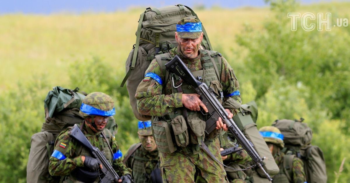 В Украину отправились военные инструкторы из Литвы