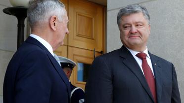Порошенко,Меттіс,Пентагон_2 / © Reuters