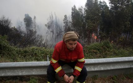Огнеборцам удалось укротить адский пожар в Португалии