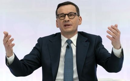 Дійшов на інтерв'ю пішки: експрем'єр Польщі про "проблеми" на мітингу Трампа