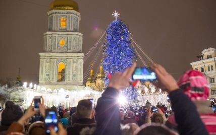 В Сети показали фото невероятной красоты новогодней елки в Киеве с высоты птичьего полета