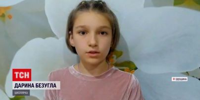 Второй раз помогает ВСУ: девочка из Одесской области, которая продала волосы, снова отдала свои деньги