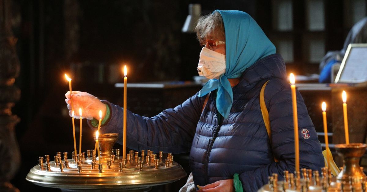 В ПЦУ рассказали, как украинцы смогут освятить праздничные корзины на Пасху в условиях карантина