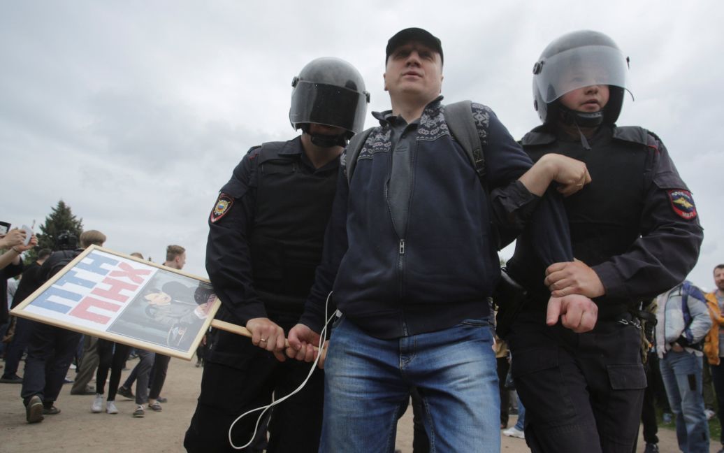 Фото з акції у Санкт-Петербурзі / © Reuters