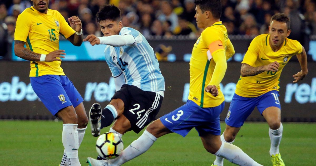 Бразилія без Неймара програла Аргентині у товариському матчі
