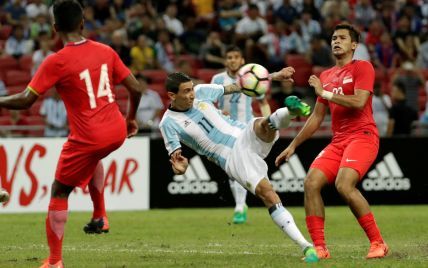 Аргентина без Мессі забила шість "сухих" м'ячів Сінгапуру