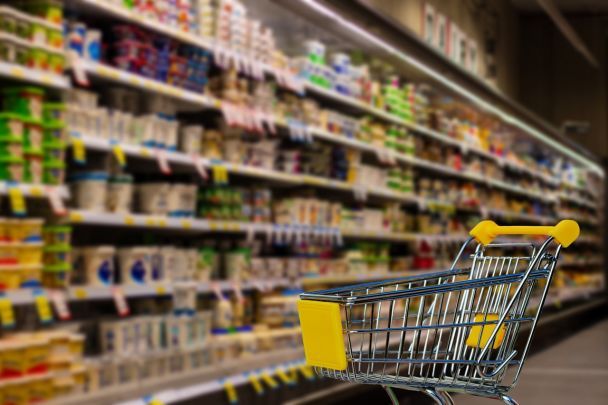 Цены на продукты могут снизиться: что подешевеет в мае