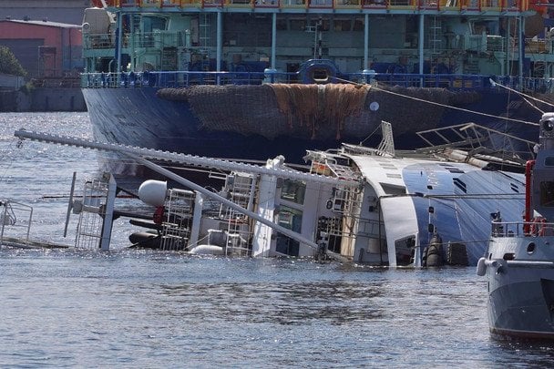 В России ушел под воду недавно построенный корабль: что произошло