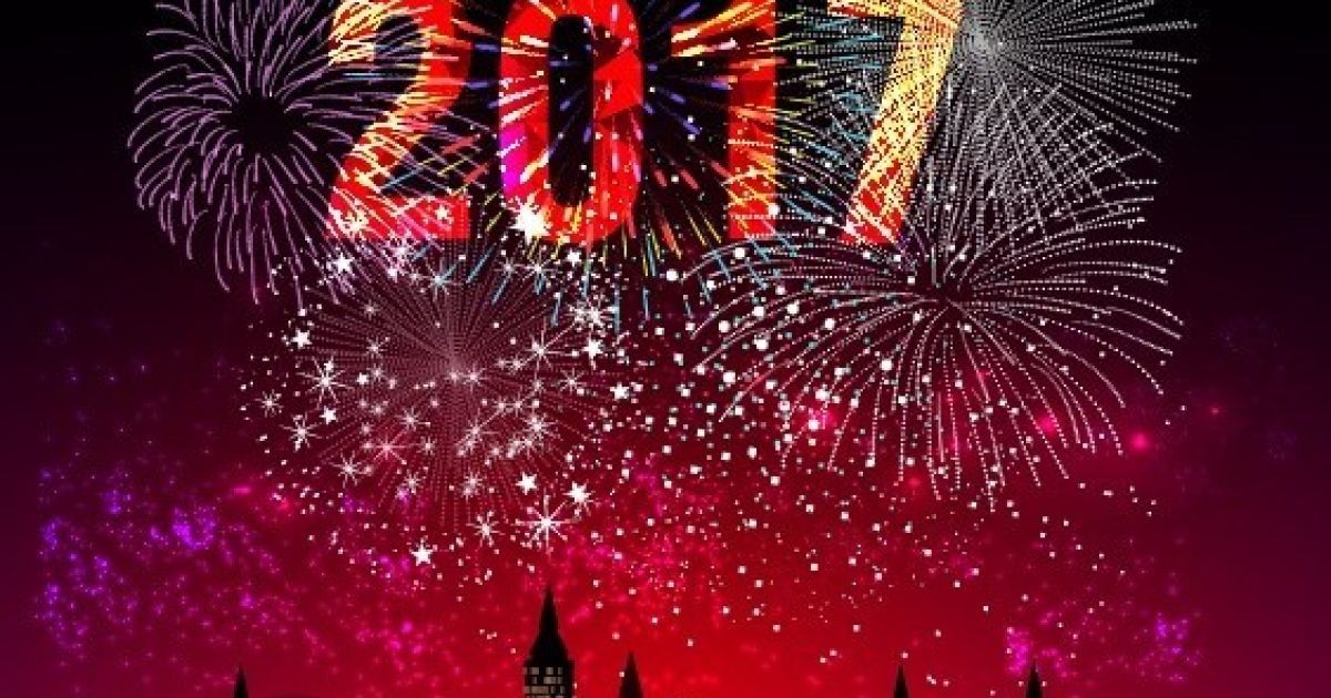 Новогодняя афиша 2016-2017: программы для детей и их родителей
