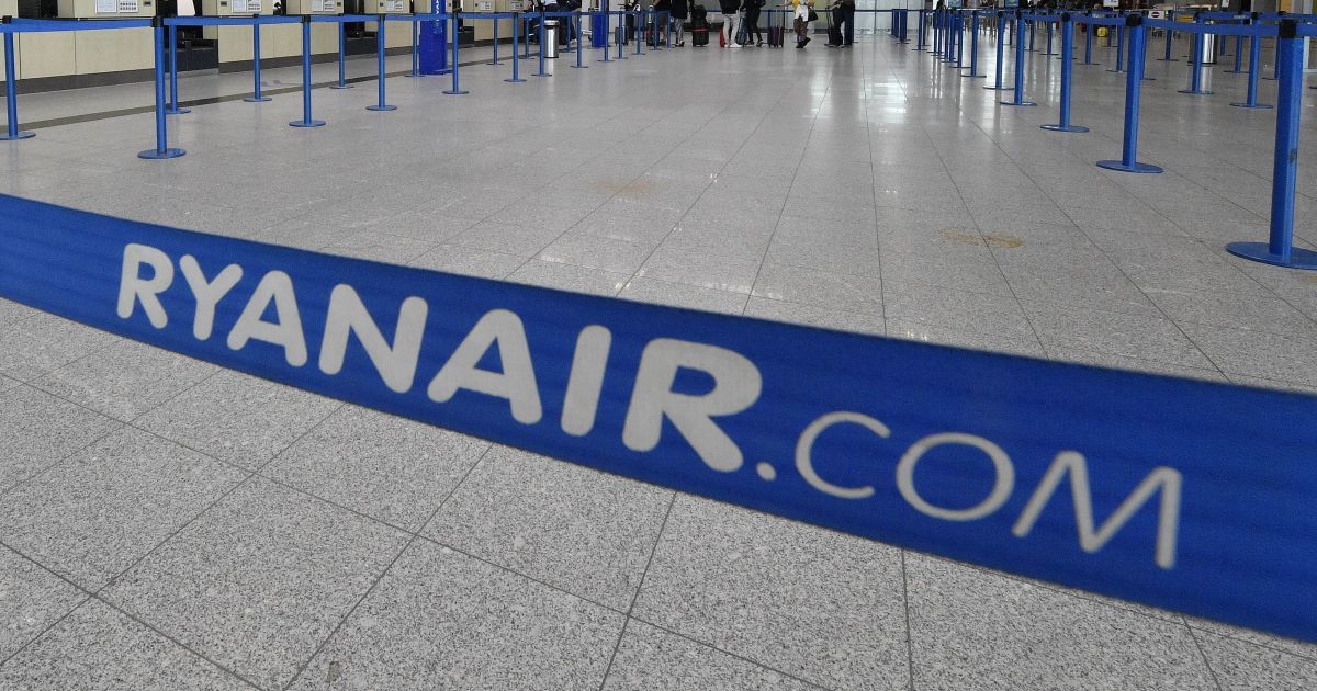 Ryanair убрала Харьков и Херсон из своей системы бронирования
