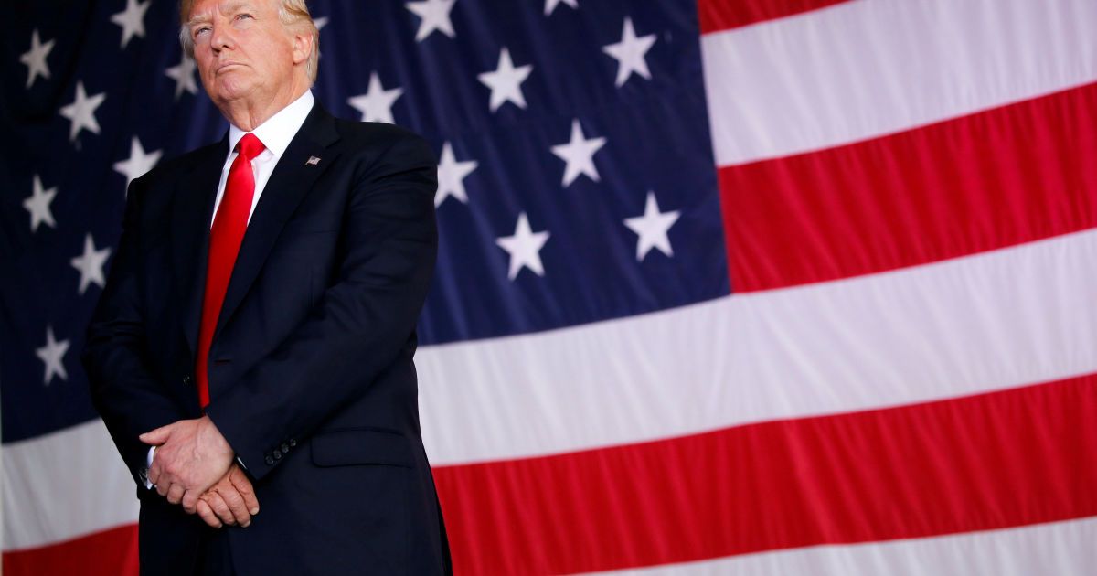 В США проверяют, пытался ли Трамп помешать расследованию относительно вмешательства РФ - Washington Post