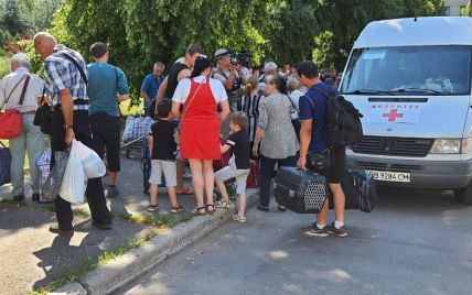 Мешканців Слов'янська закликають евакуюватися: з'явився графік відправлення до Рівненщини