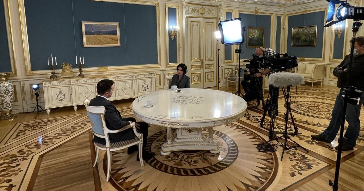 "Байден не підтвердив "злиття": Зеленський заявив, що Україна зберігає суб'єктність