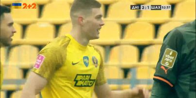 "Дніпро-1" – "Шахтар" – 2:1 - Гол Артема Довбика (53')