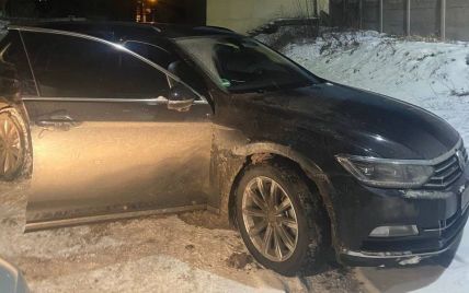 В Киеве пассажир такси пытался угнать авто водителя (фото)