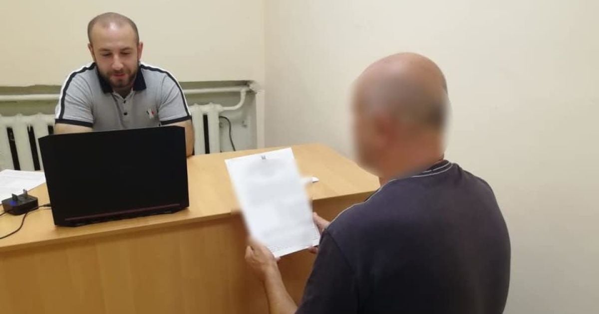 На Київщині водій легковика поранив водія вантажівки пилкою для нігтів / © Поліція Київської області